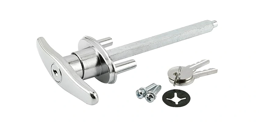 Old Style Garage Door Locks Replacements in Scotts Valley, California