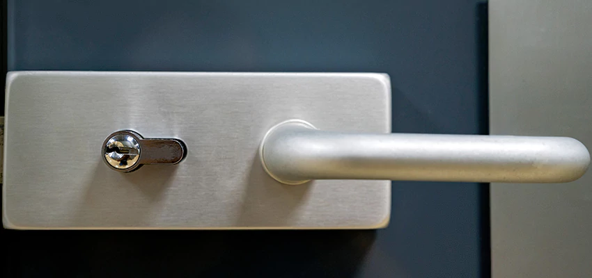 Change Patio Door Locks in Scotts Valley, California